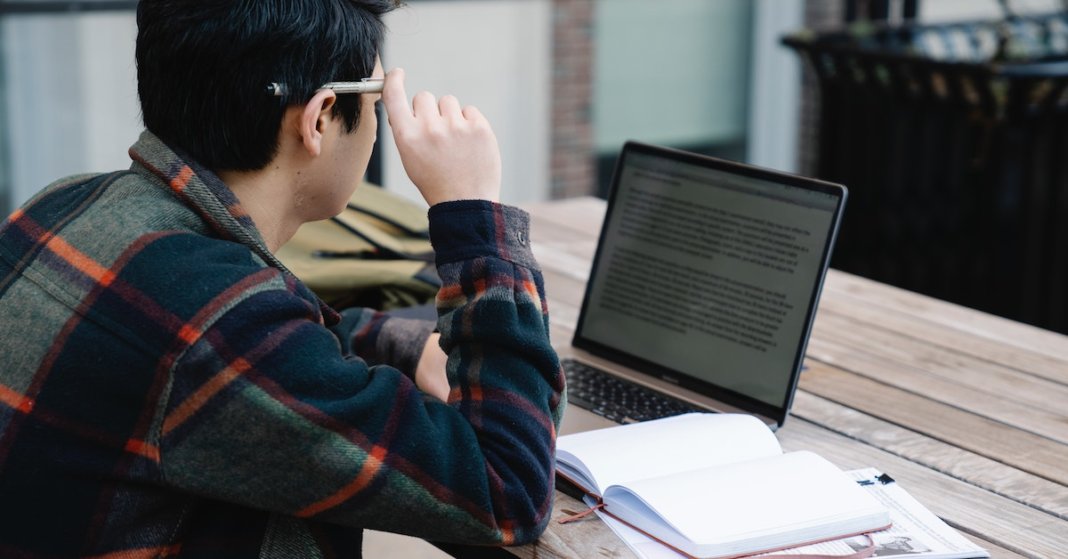 Undergraduate Student in Australia